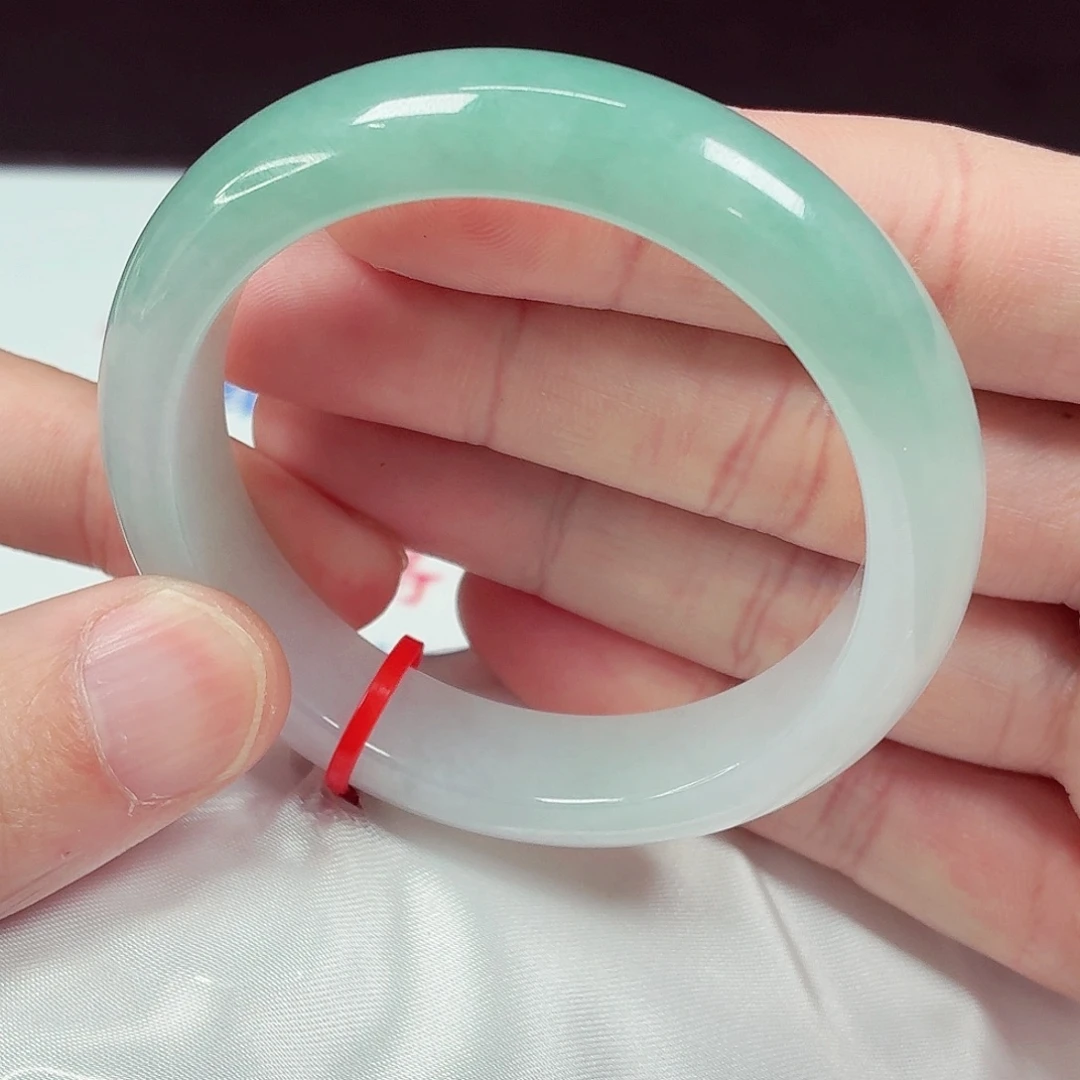 翡翠未镶嵌手镯53圈