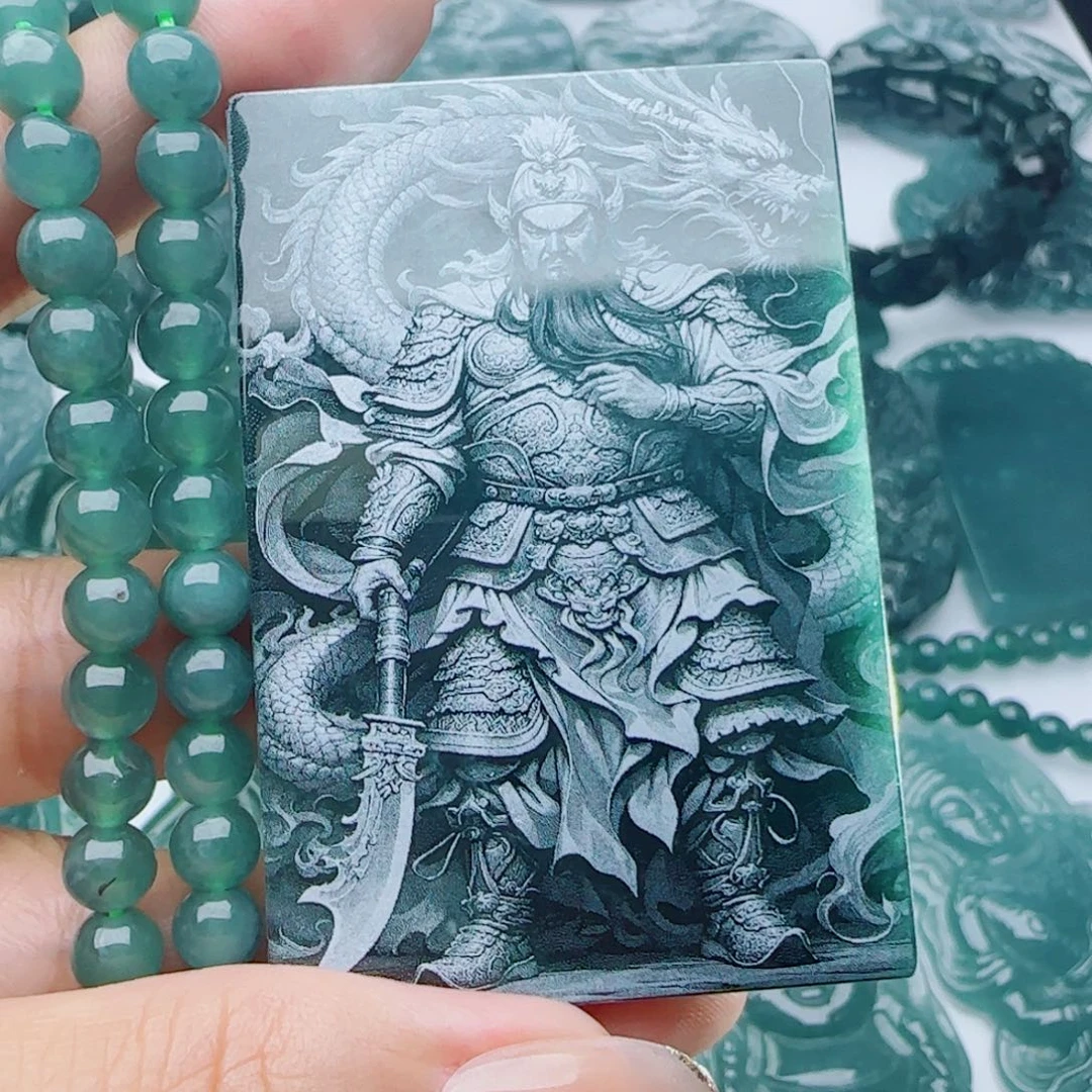 颈饰未镶嵌翡翠多样性发货天然的A货翡翠