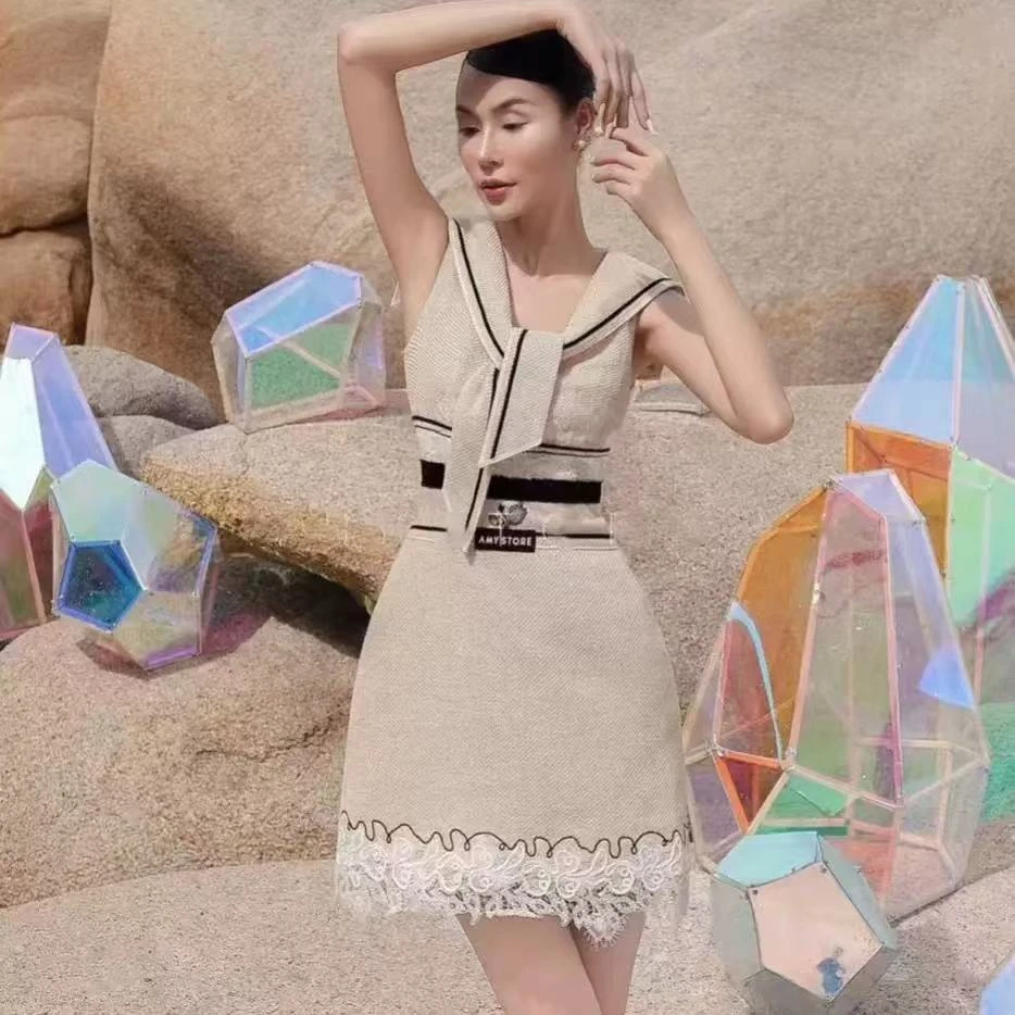 【DÉ MYSTÈRE】海军领拼色收腰显瘦勾织蕾丝花边无袖连衣裙GSEN5499