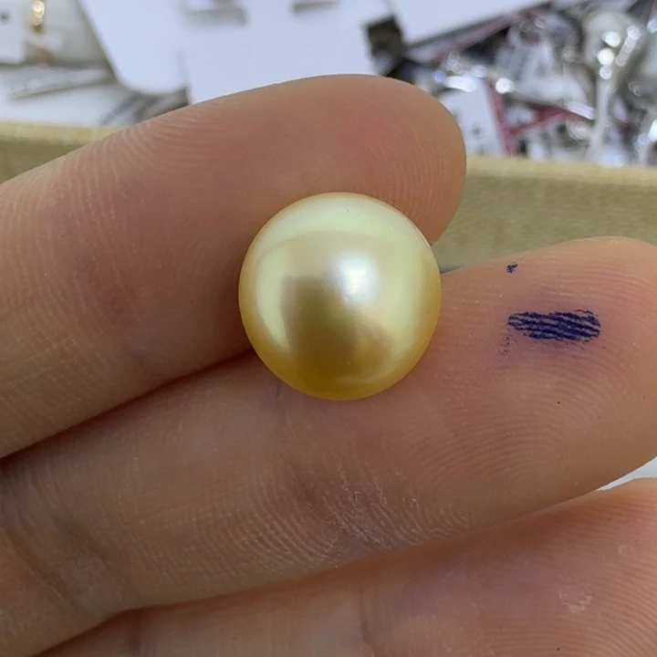 淇***洋未镶嵌海水珍珠颈饰