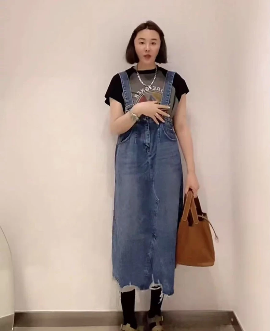 165 款号6132欧货水洗休闲牛仔裙潮牌显瘦背带牛仔裙