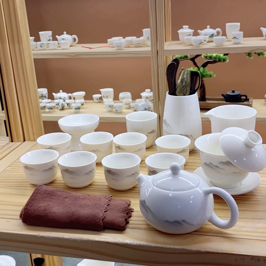 瓷片水墨江山羊脂玉二十一头套装