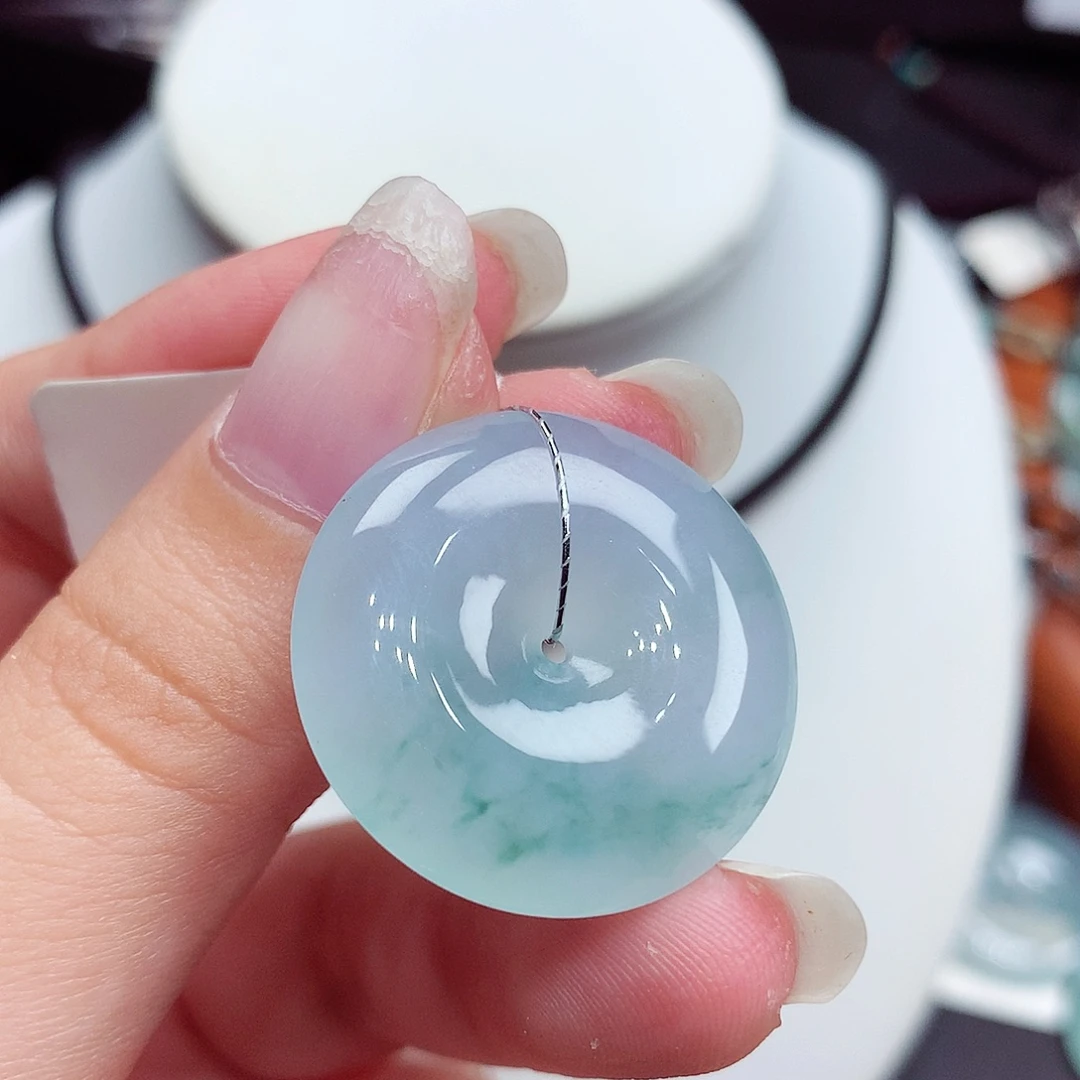 翡翠未镶嵌颈饰翡翠23，25.5/6