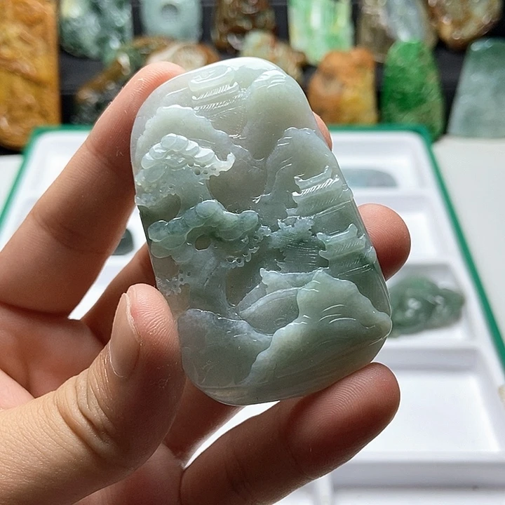 翡翠未镶嵌颈饰翡翠a货