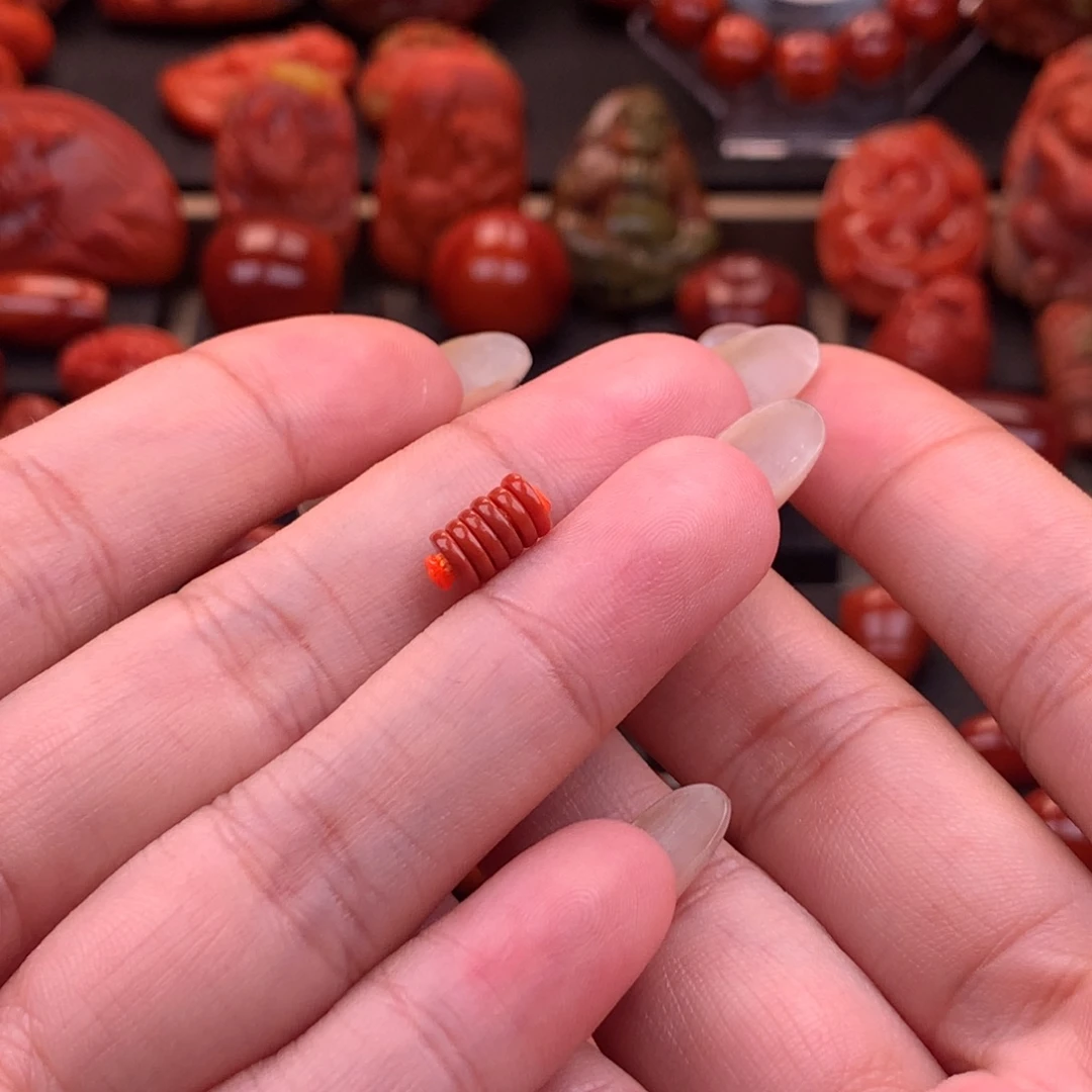 南红玛瑙未镶嵌原矿精工直切隔片5.2mm