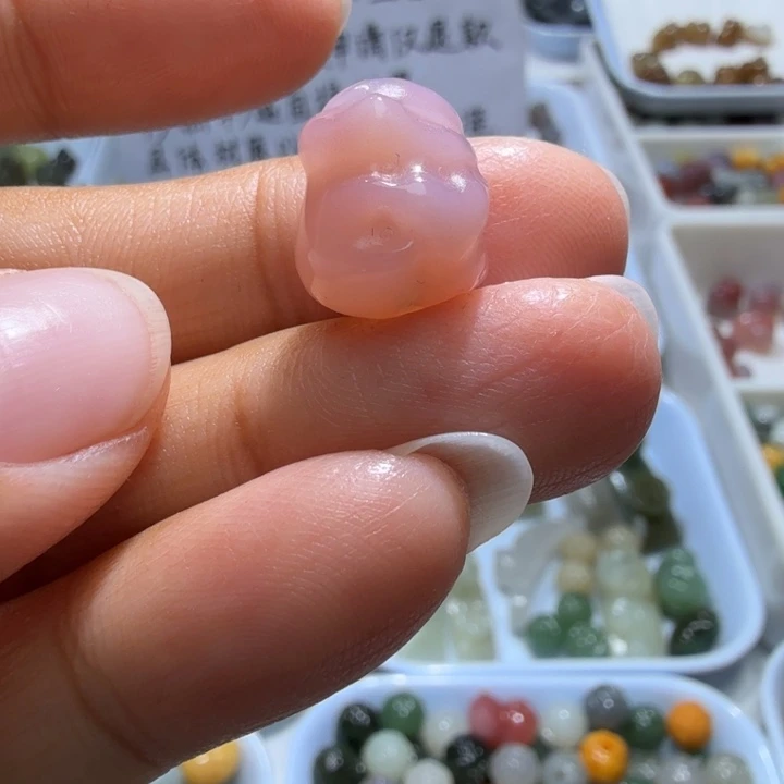 未镶嵌和田玉珠宝半成品
