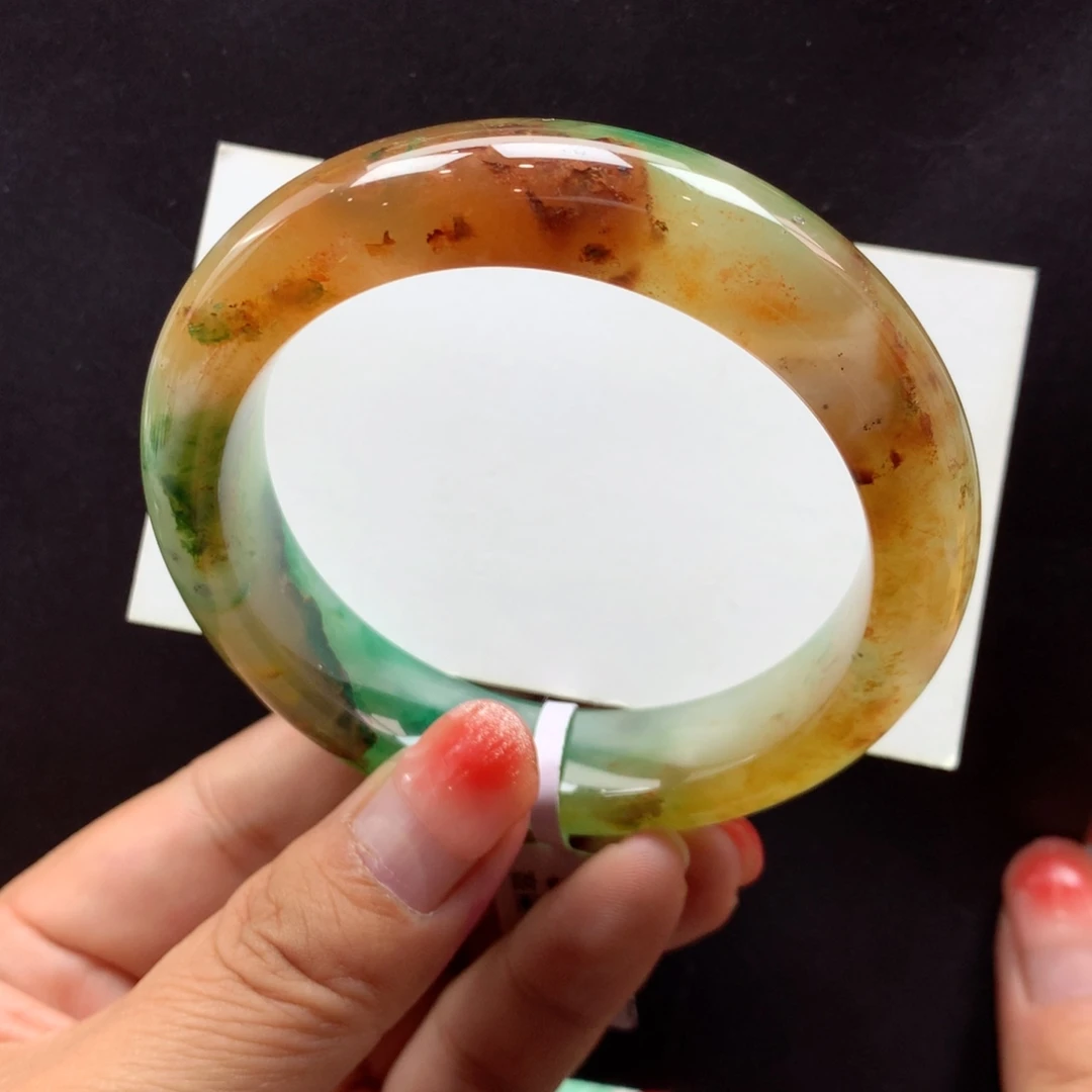 石英质玉未镶嵌手镯