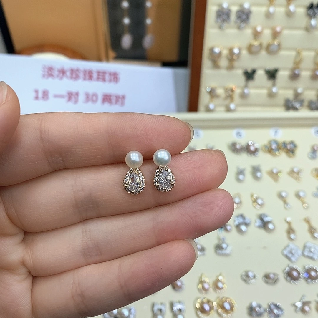 未镶嵌淡水珍珠耳饰
