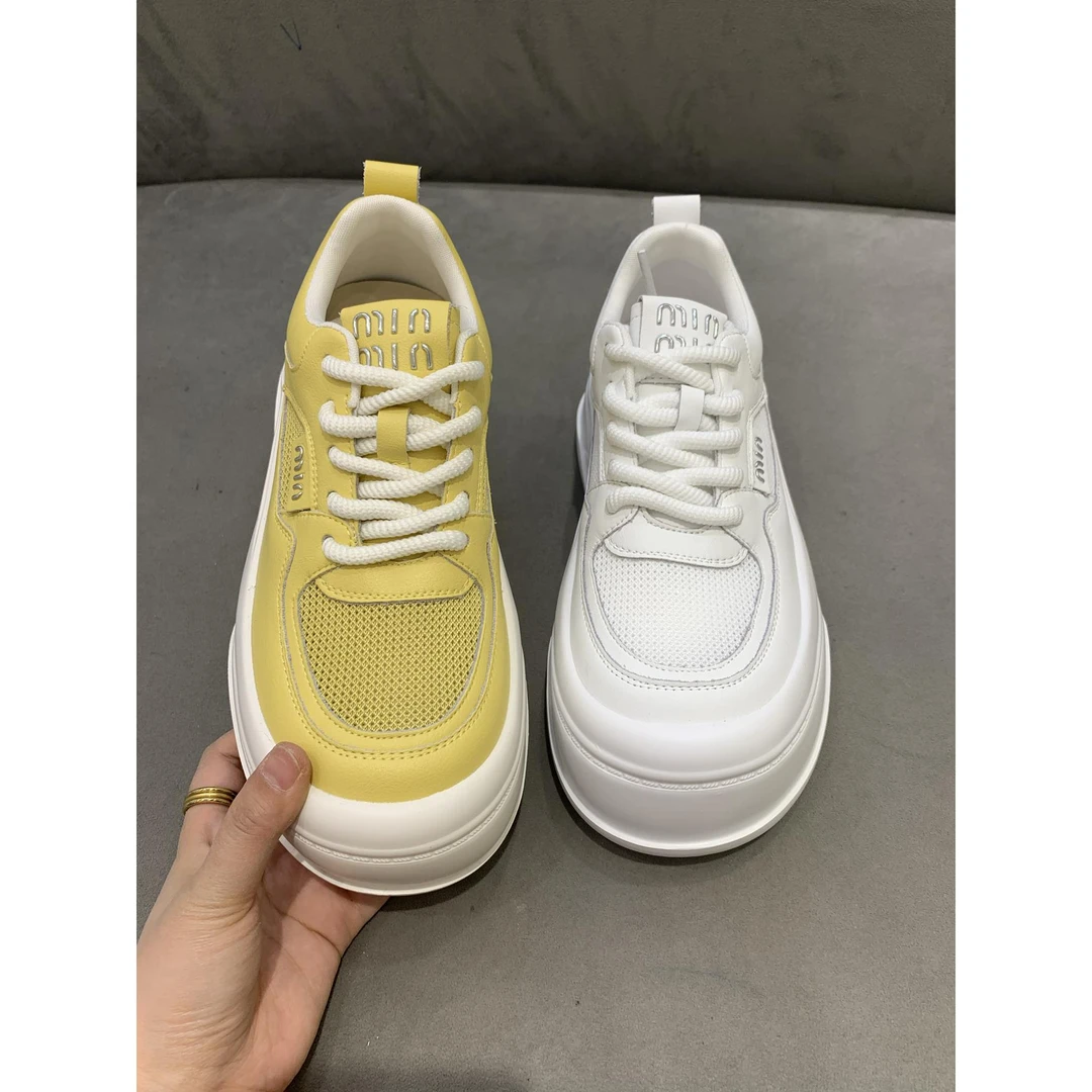 真皮厚底小白鞋女轻便增高网鞋2025春夏新款休闲圆头百搭运动鞋子