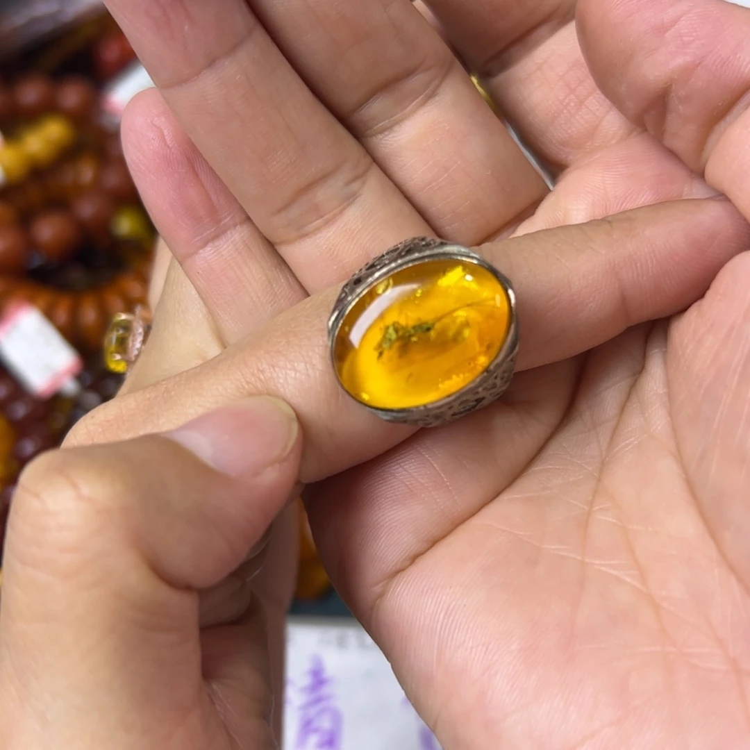 未镶嵌琥珀珠宝奇石74