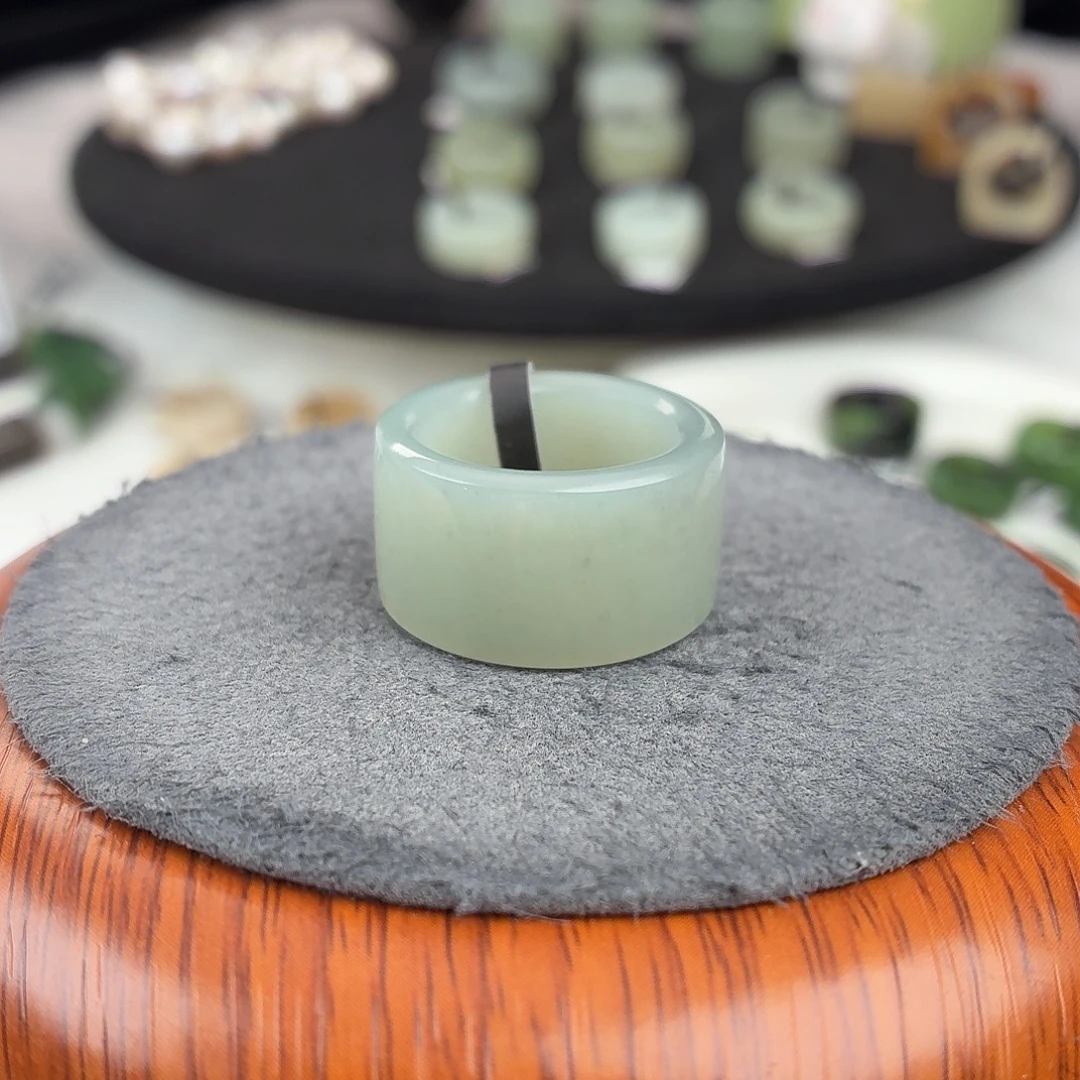 和田玉未镶嵌戒指b57灰蓝圆切17.2不退换