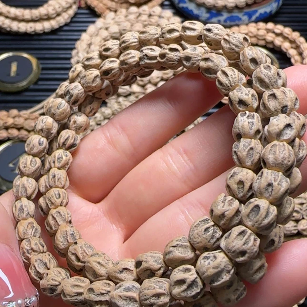 【闪购商品】柏香籽/百香籽吊坠函*