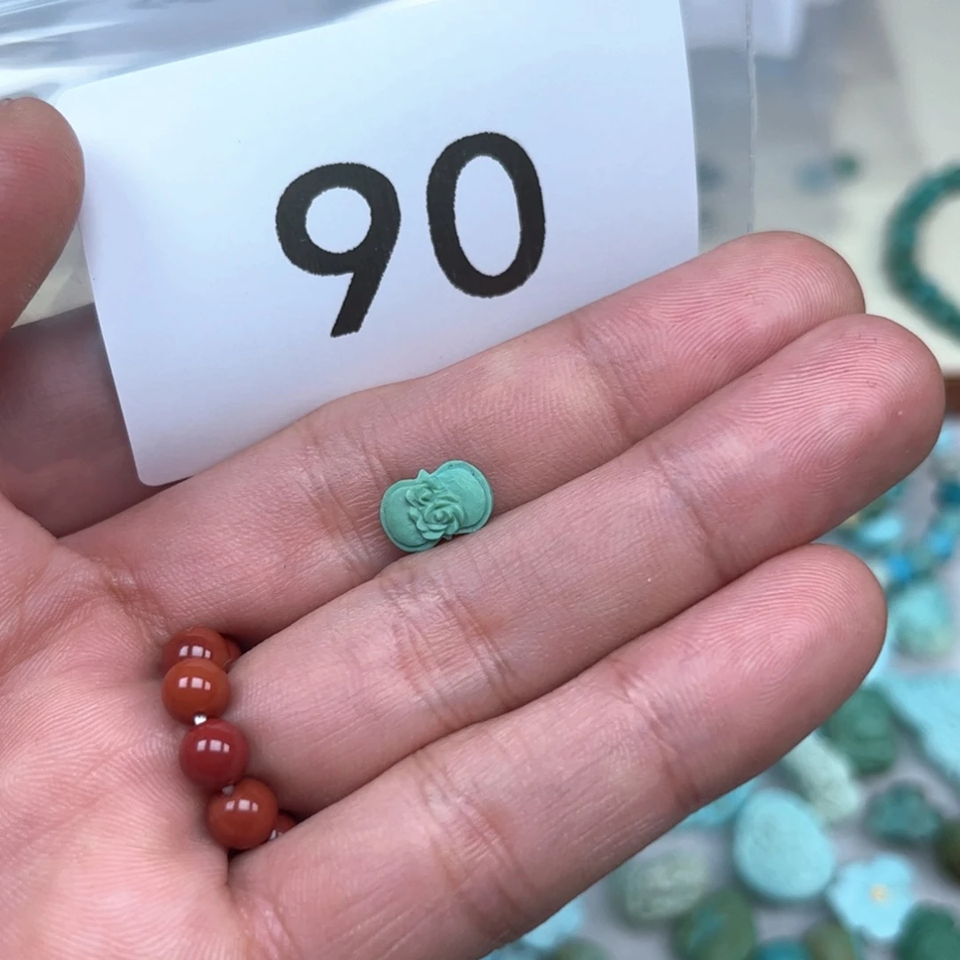 南红玛瑙未镶嵌珠宝奇石