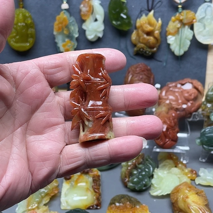 蛇纹石玉未镶嵌挂件