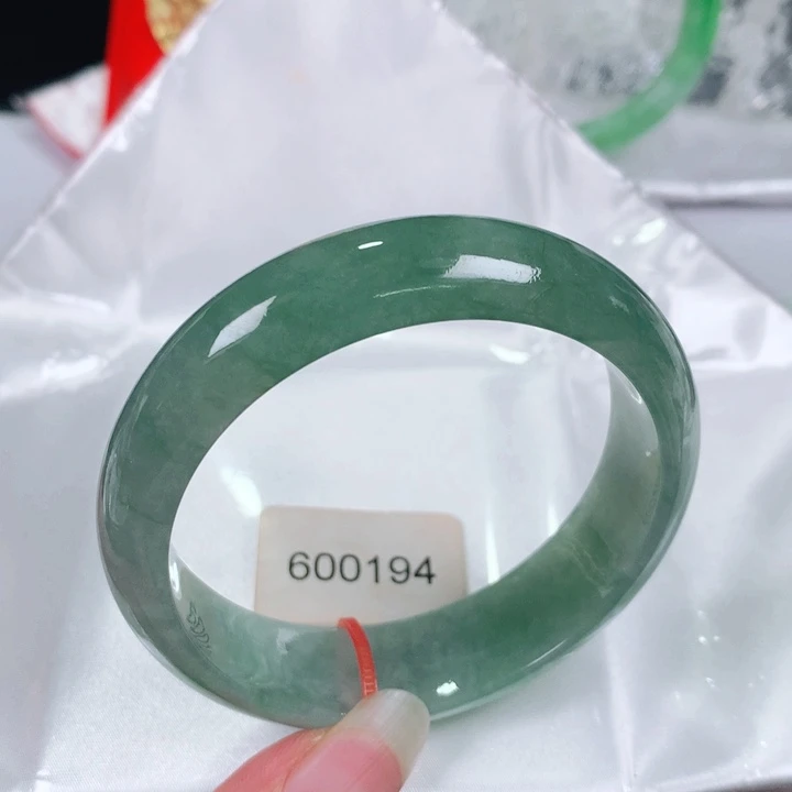 未镶嵌手镯翡翠T***桐   编号600194 正圈55+