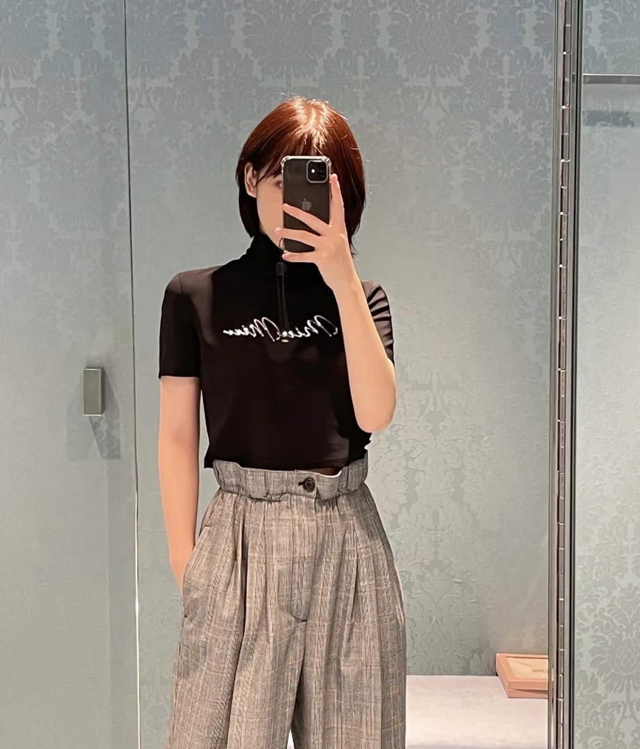 99新 MIU MIU/缪缪 (tt2)黑色亮片刺绣logo上衣/40码/208137