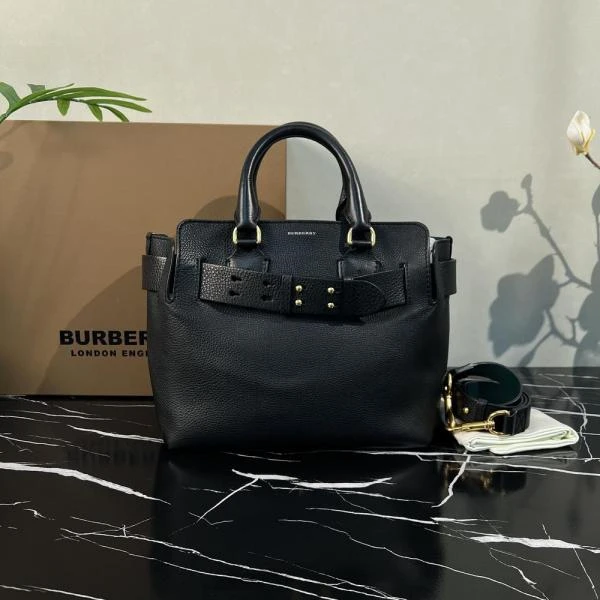 博柏利/包包/95新/市场价18000/250928zb0012