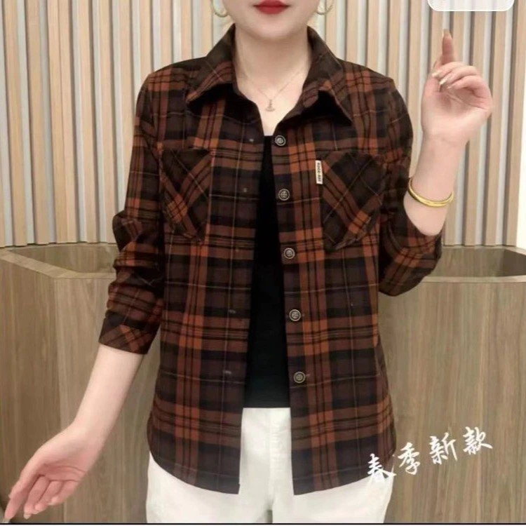 2025春季新款翻领洋气长袖百搭减龄大码格子衬衫休闲中年上衣