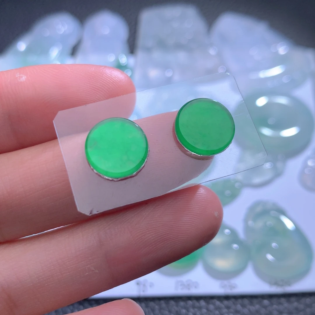 翡翠未镶嵌颈饰缅甸翡翠