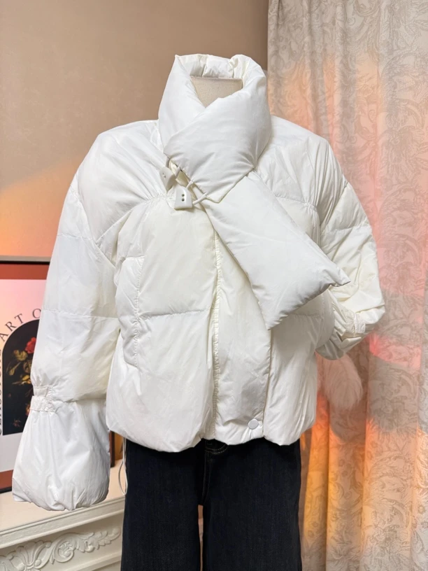 新款女短外套新疆包邮发货