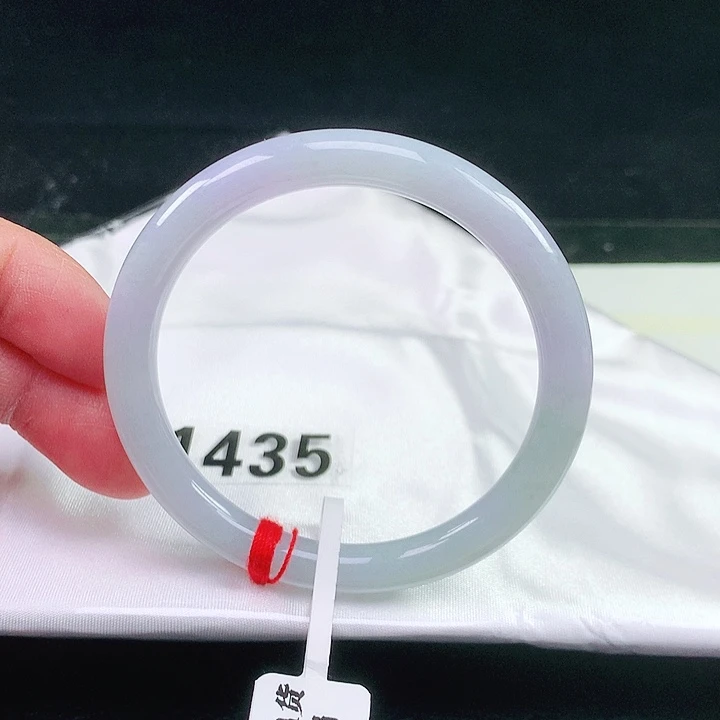 未镶嵌手镯（圆镯）翡翠1435