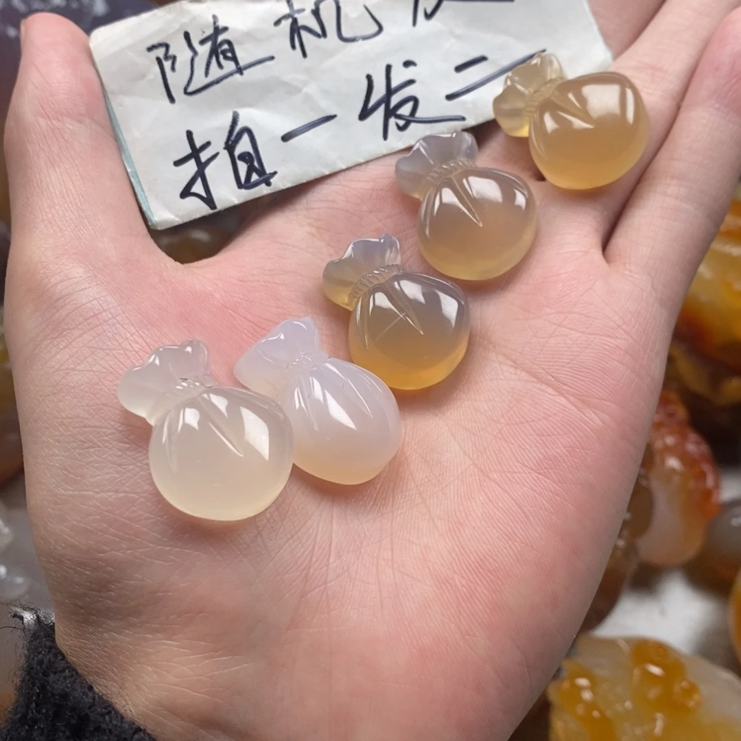 玛瑙/玉髓未镶嵌颈饰