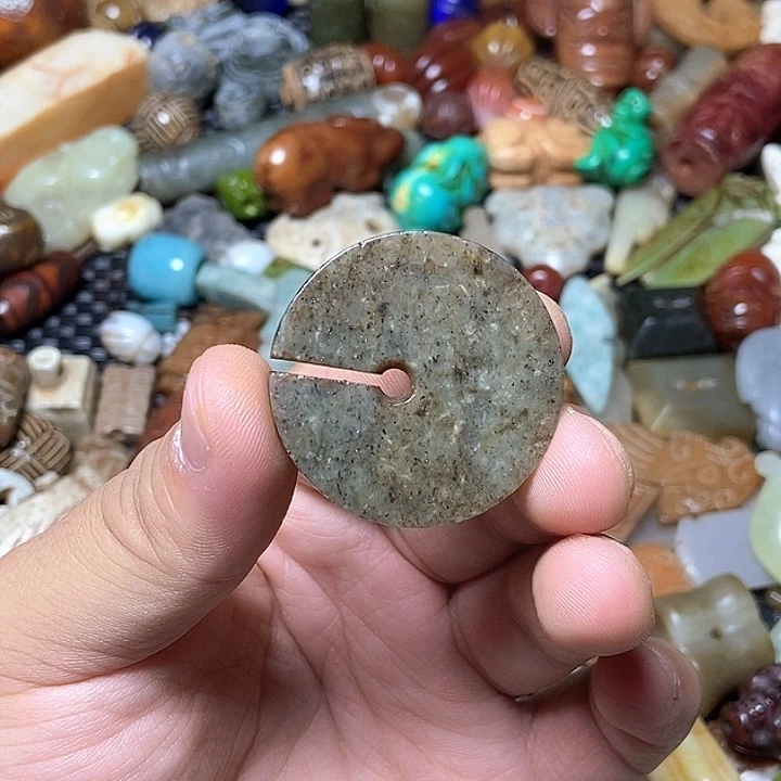 和田玉未镶嵌颈饰233