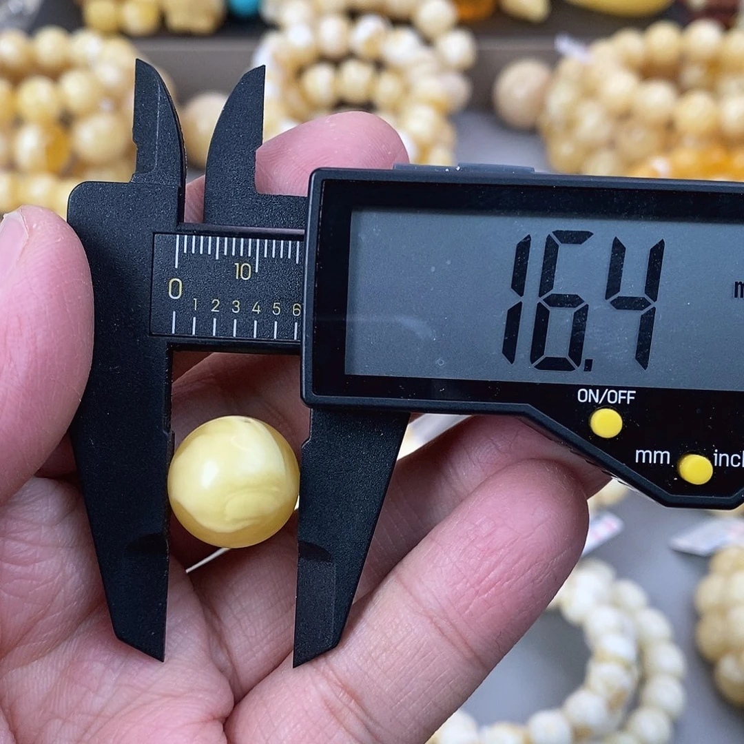 蜜蜡未镶嵌珠宝奇石2.5g