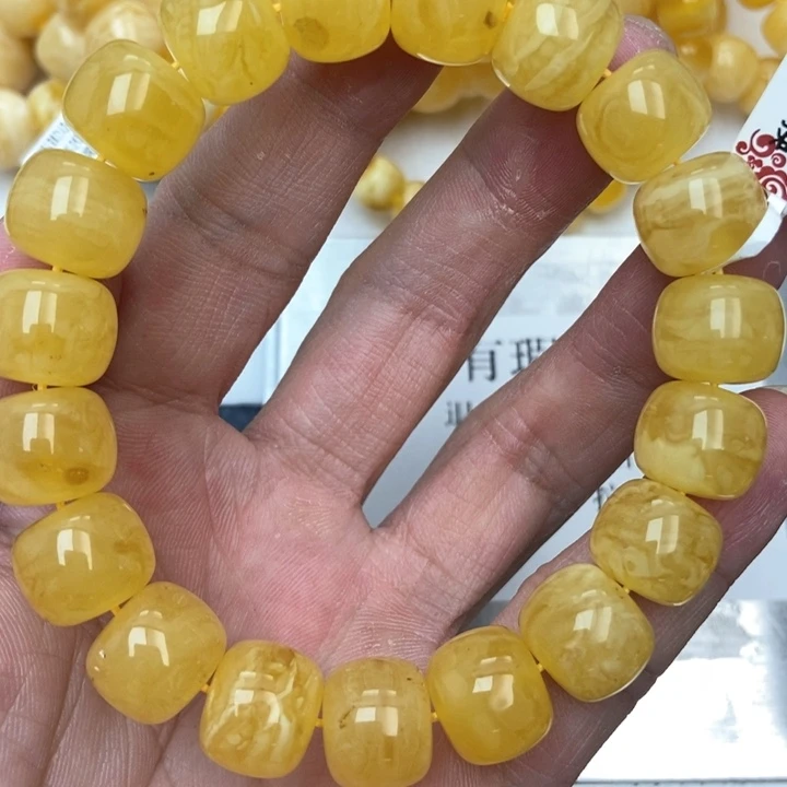 琥珀未镶嵌珠宝奇石12