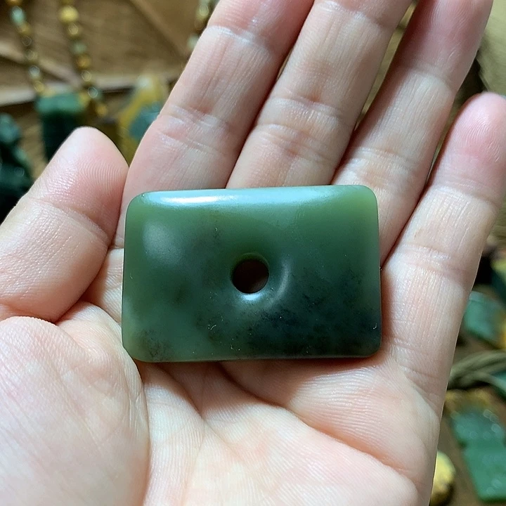 岫岩老玉（透闪石质玉）未镶嵌挂件