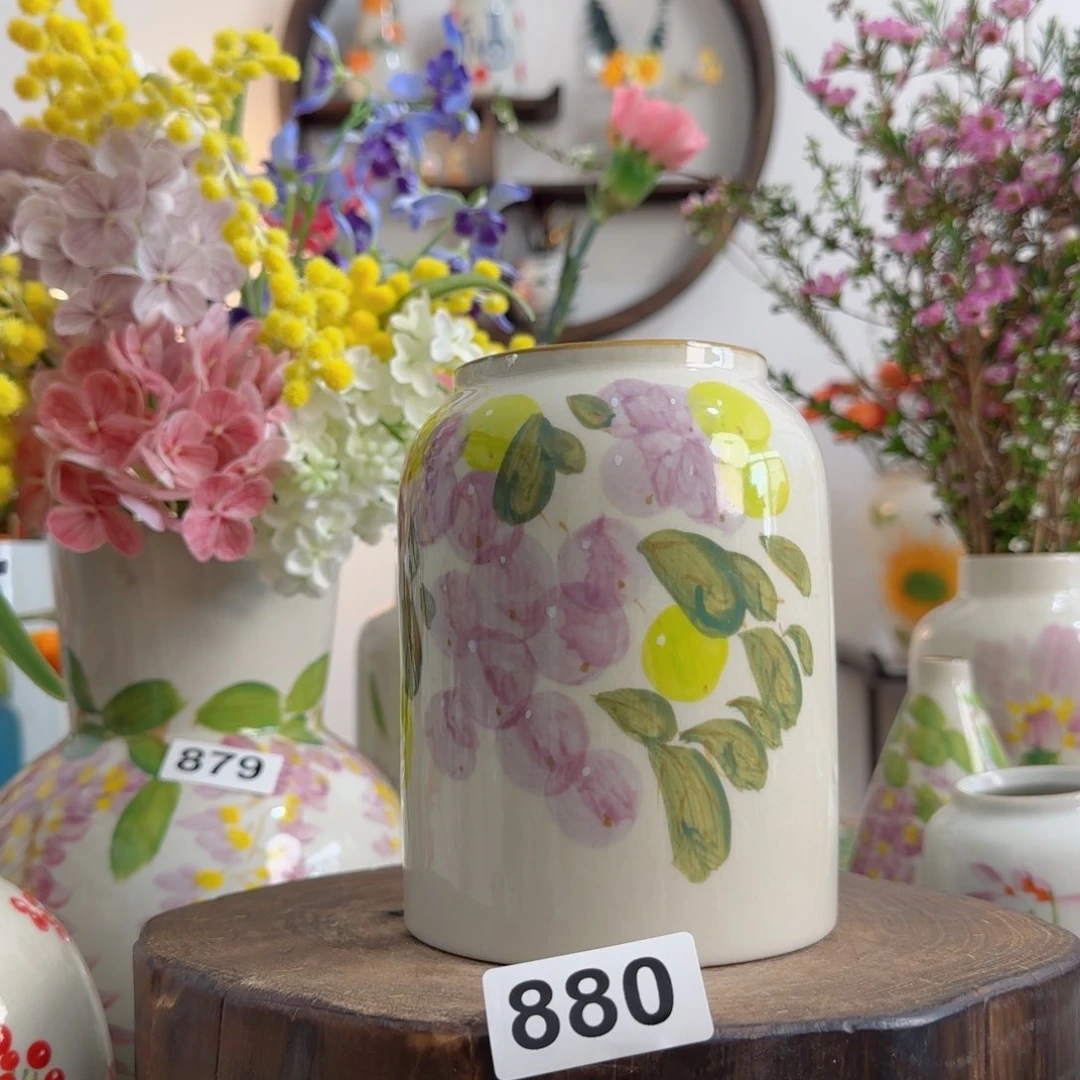 摆件景德镇陶瓷纯手绘小花瓶摆件