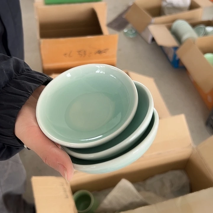青瓷小米茶器龙泉青瓷