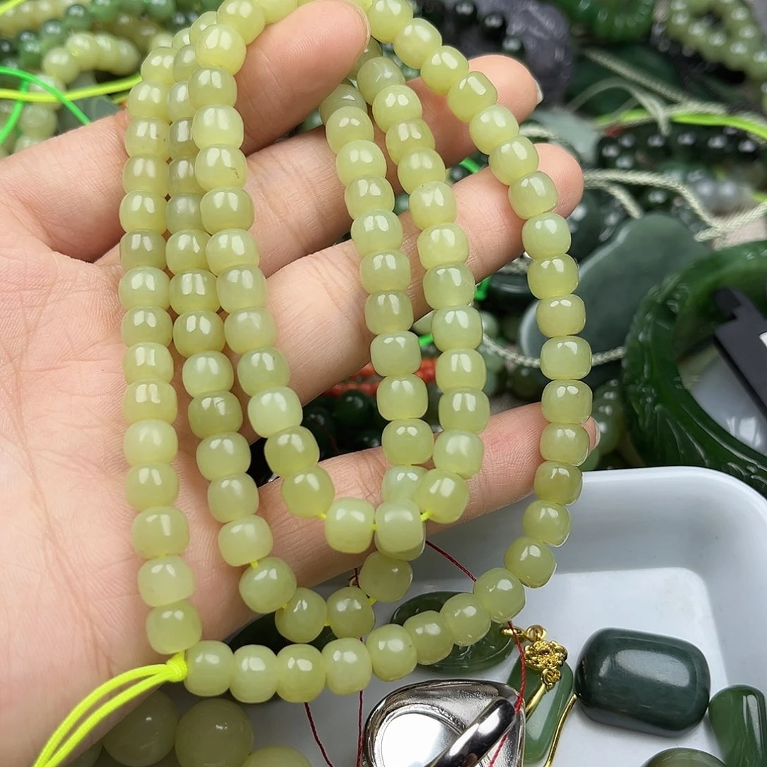 和田玉（黄玉）未镶嵌颈饰