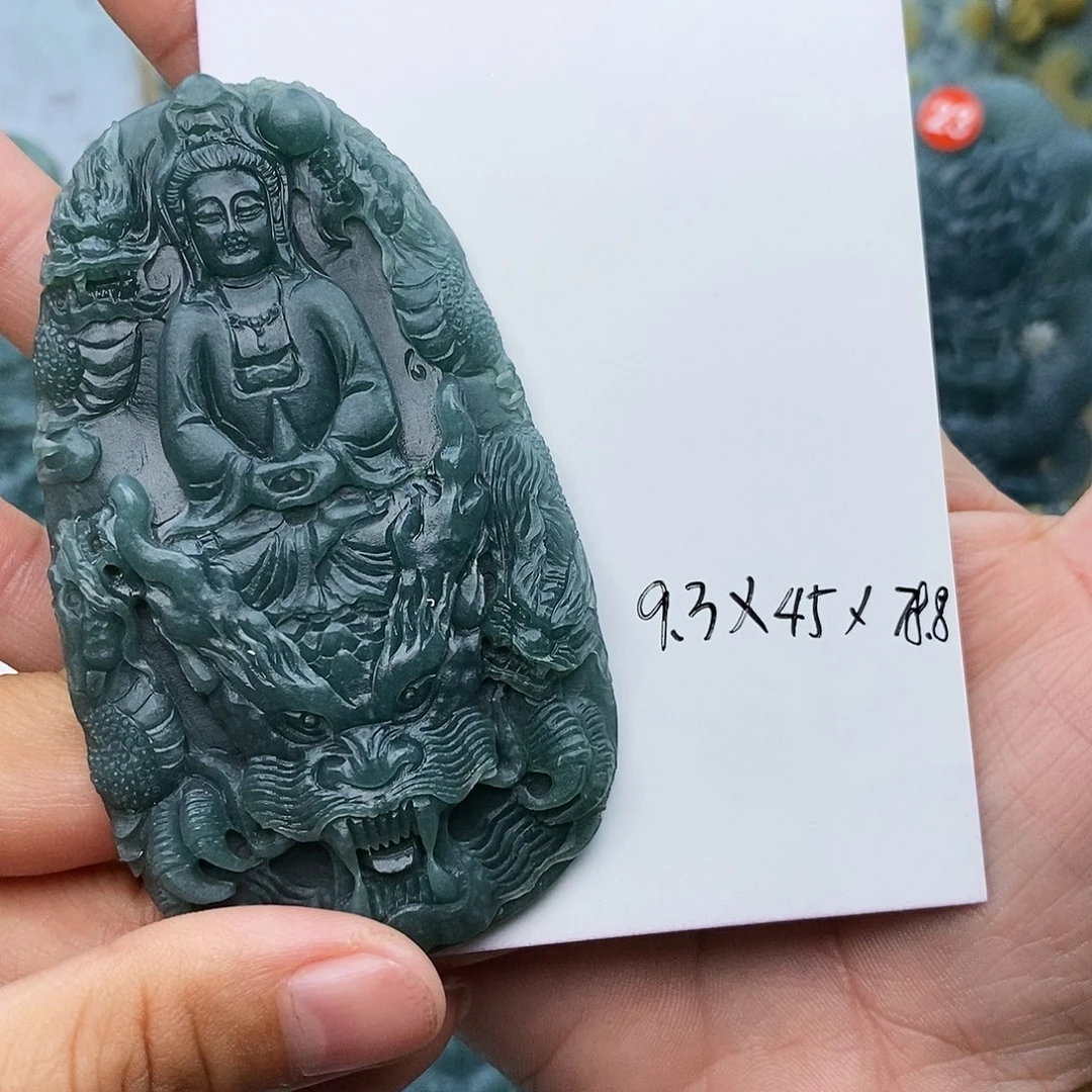 定制翡翠未镶嵌有****?】