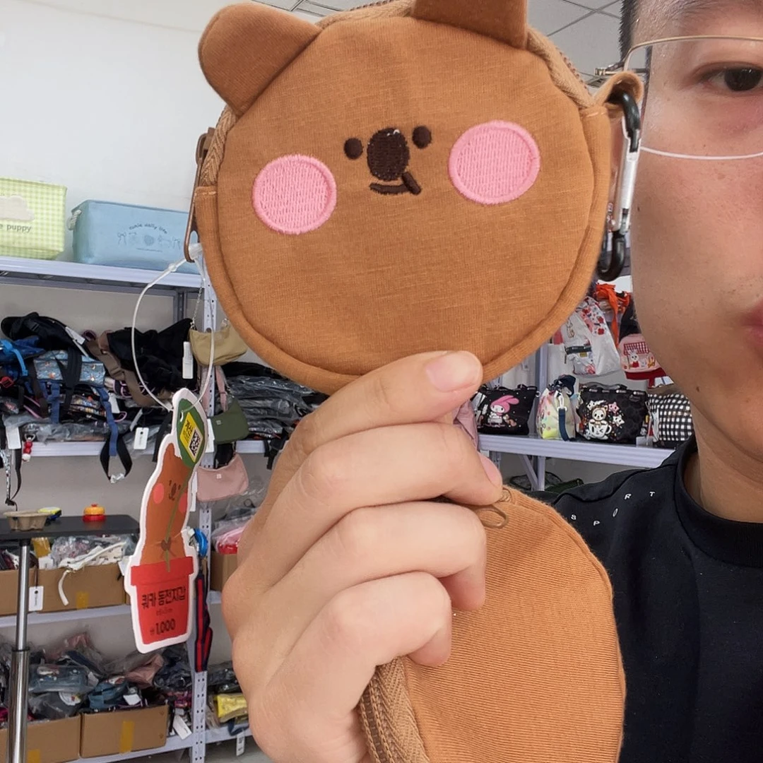 PU化妆包等各种产品和