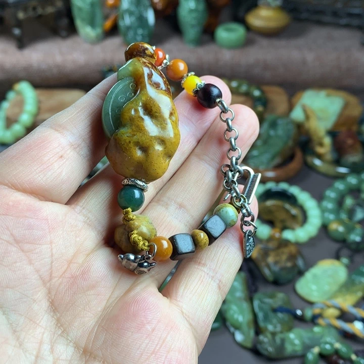 岫岩河磨玉（透闪石质玉）未镶嵌吊坠(赠链)小****1