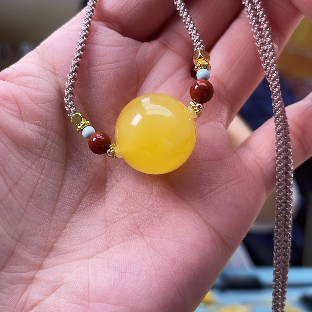 未镶嵌琥珀珠宝奇石H11