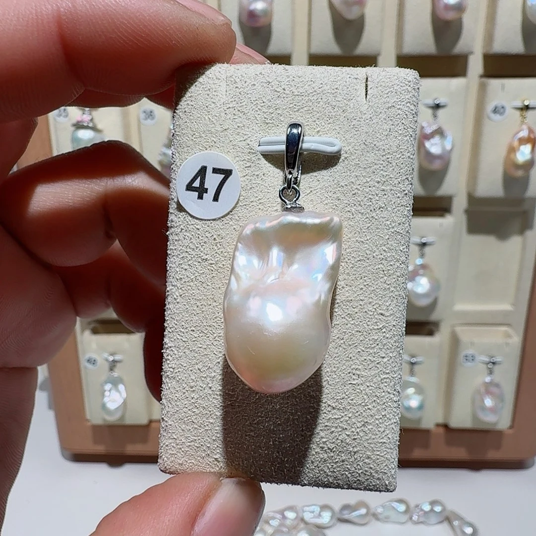 淡水珍珠合金颈饰