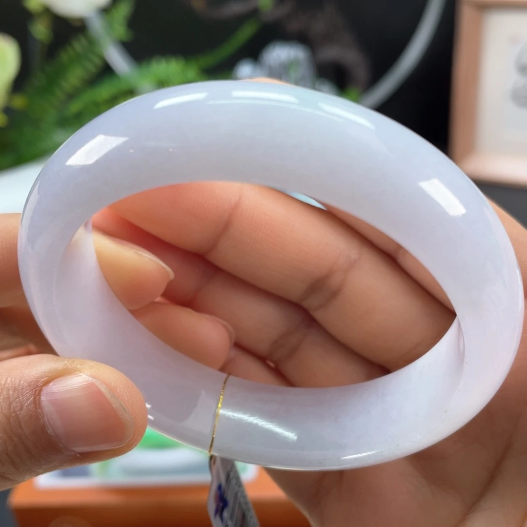 翡翠手镯未镶嵌粉紫宽版