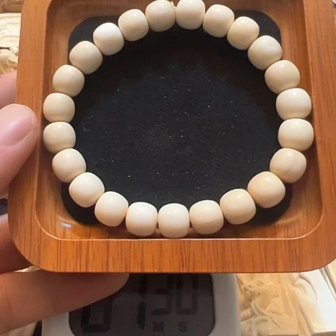 嘎**叫天然猛犸象牙瑕疵品