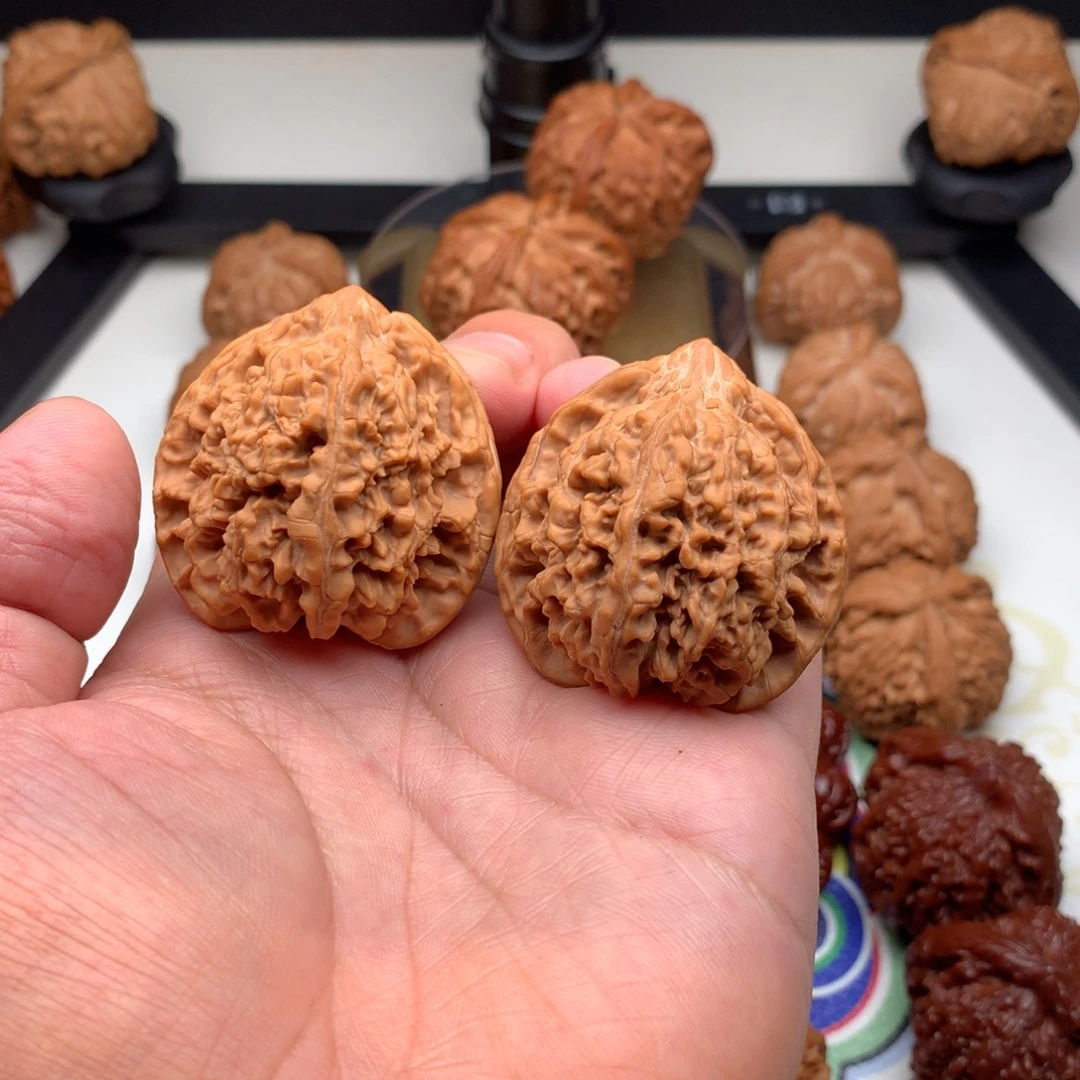 文玩核桃把件百花山42