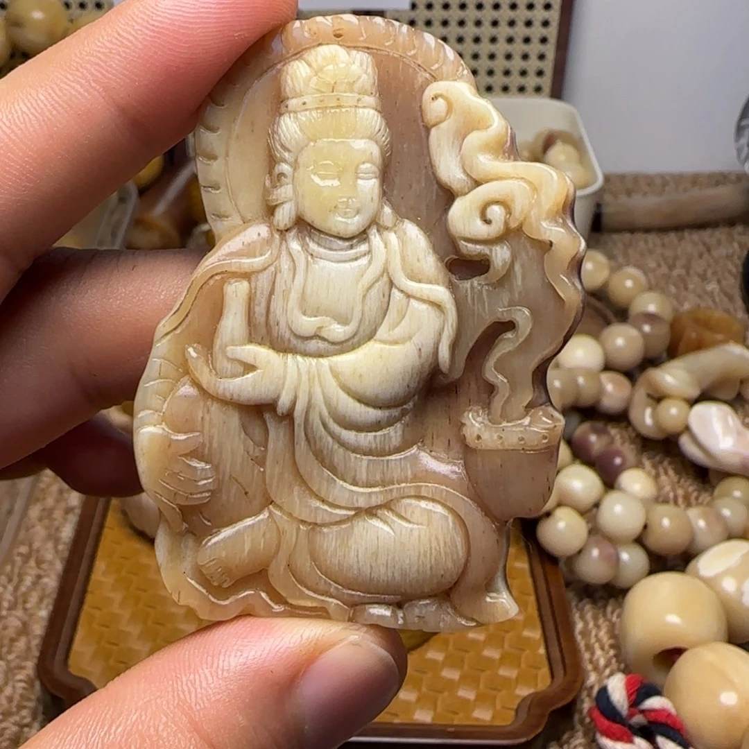 木质类驼骨手工观音牌子