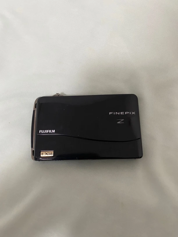9新 Fujifilm/富士 z700黑色热门款ccd数码相机