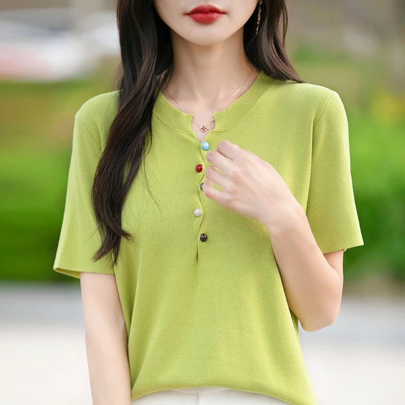 新款夏季时髦减龄气质百搭女士圆领彩扣短袖显瘦