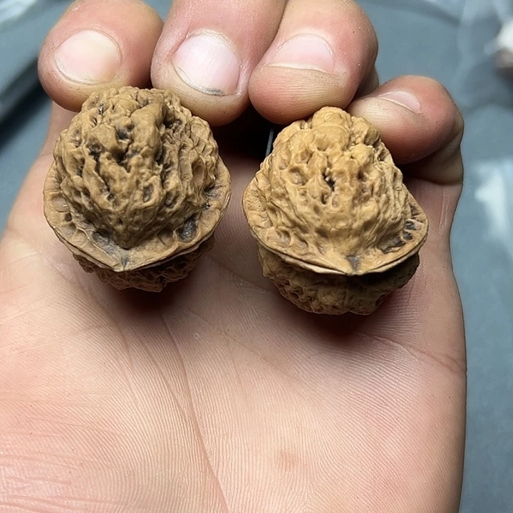 文玩核桃把件48号爆肉