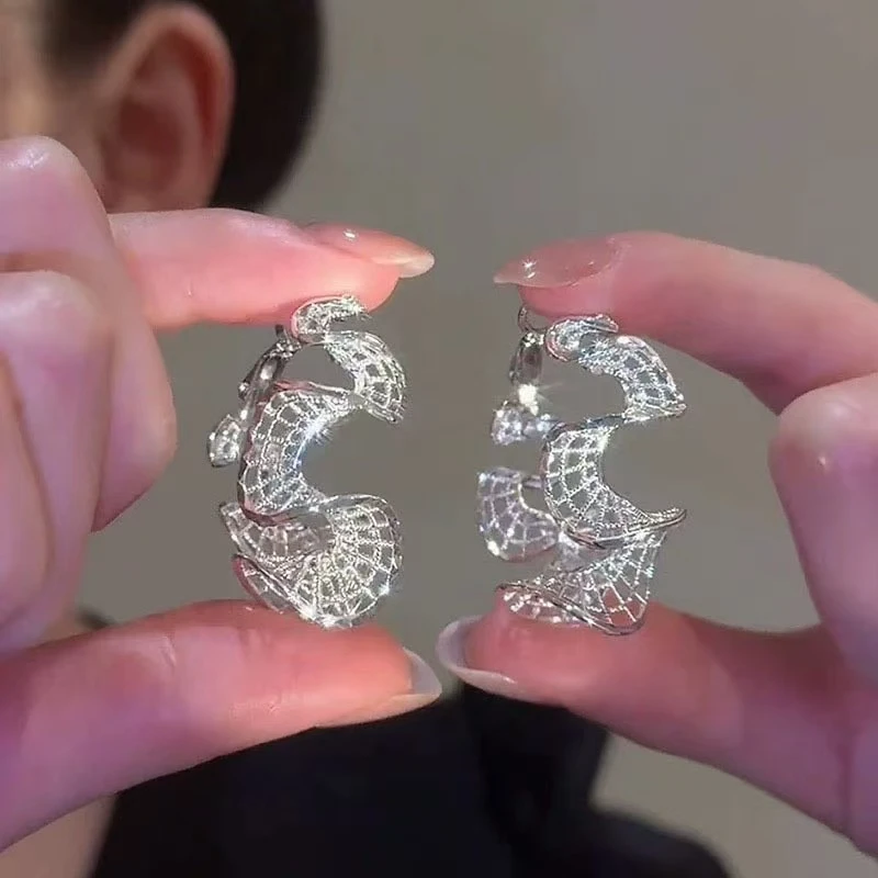 锌合金耳饰 精致简约复古法式小众耳钉高级感银色素款女轻奢