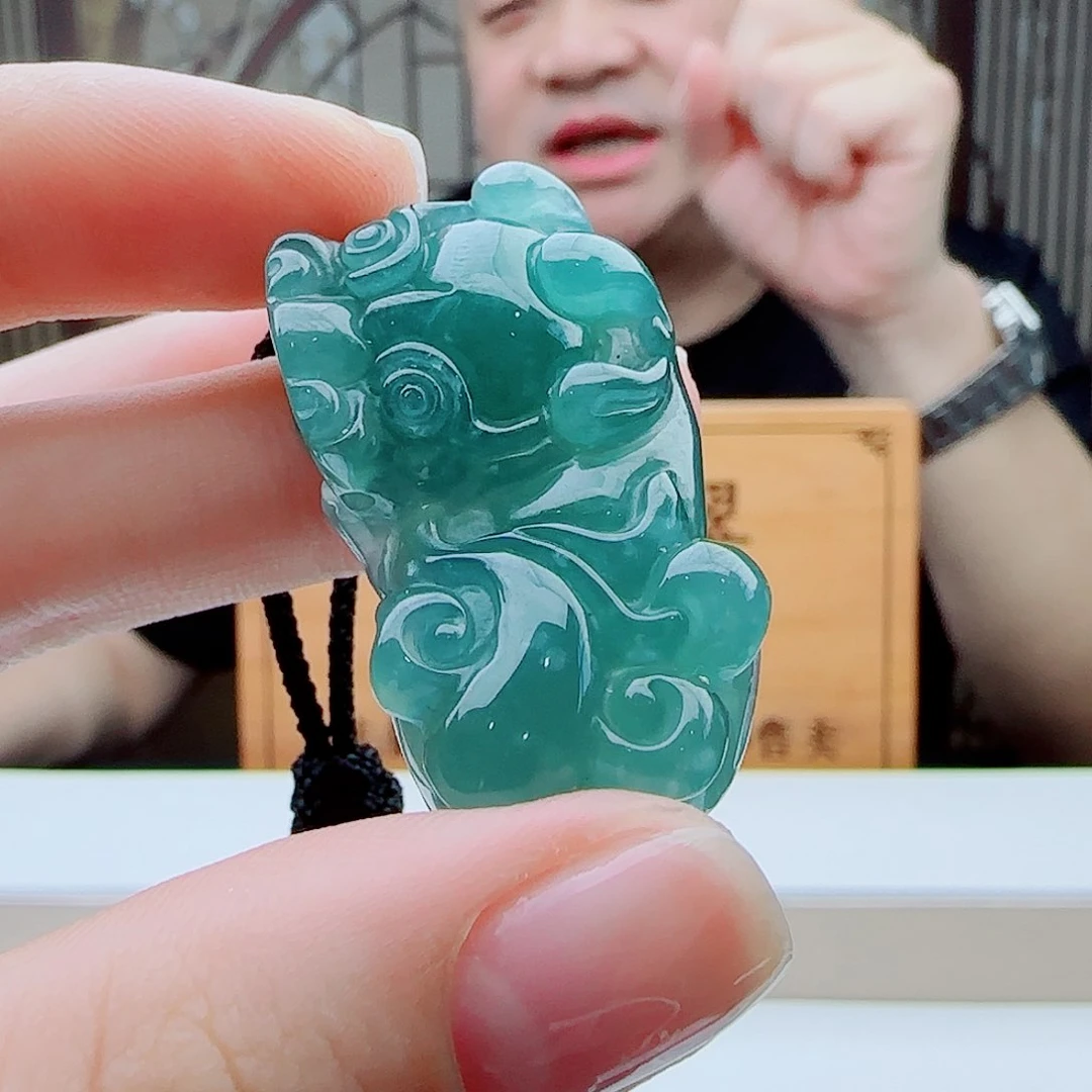 颈饰未镶嵌翡翠111111111