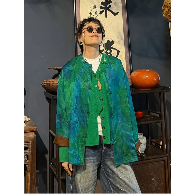 【一眼惊艳】LIY春日宴蓝绿双色蝴蝶扣上衣