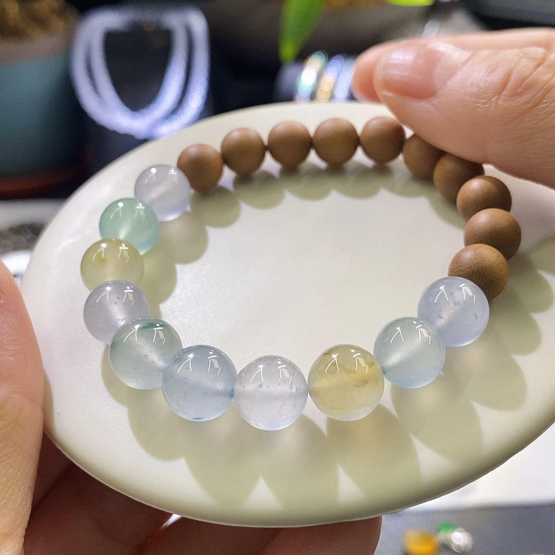 翡翠未镶嵌挂件半串