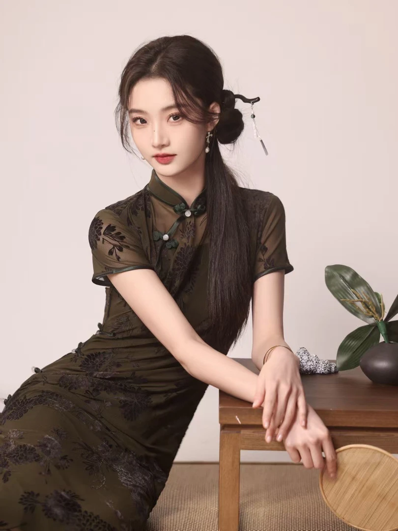 优雅中长款一字扣旗袍日常时尚蕾丝植绒显瘦高腰裙